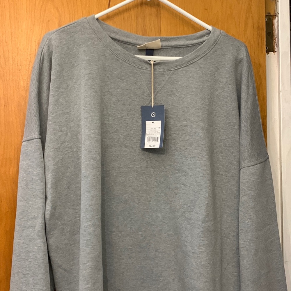 New with tags grey universal sweatshirt